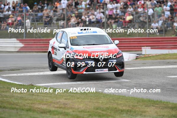 http://v2.adecom-photo.com/images//1.RALLYCROSS/2023/20_RALLYCROSS_LOHEAC_2023/CLIO/BENEZET_Andrea/53A_3688.JPG