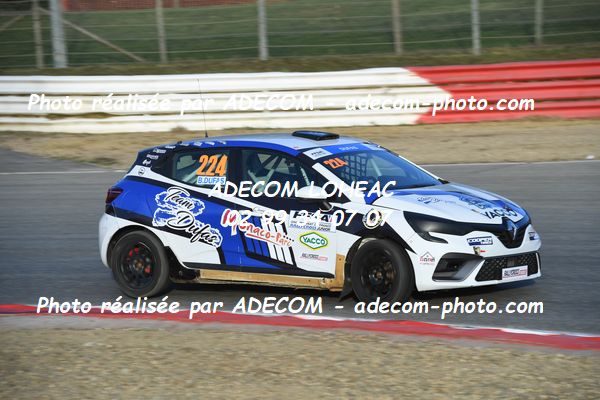 http://v2.adecom-photo.com/images//1.RALLYCROSS/2023/20_RALLYCROSS_LOHEAC_2023/CLIO/DUFAS_Bryan/53A_1511.JPG