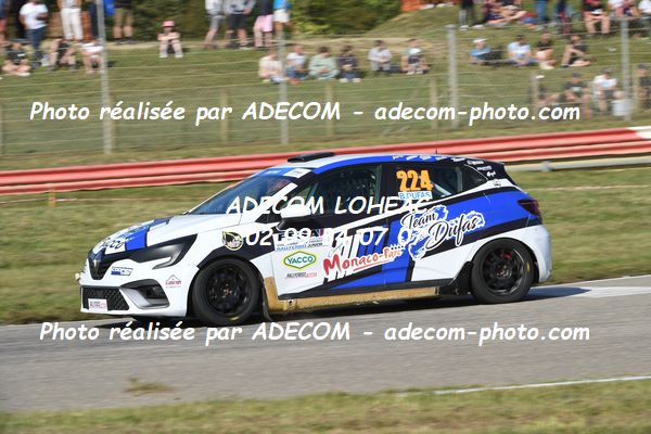http://v2.adecom-photo.com/images//1.RALLYCROSS/2023/20_RALLYCROSS_LOHEAC_2023/CLIO/DUFAS_Bryan/53A_2787.JPG