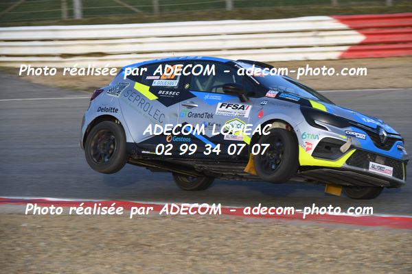 http://v2.adecom-photo.com/images//1.RALLYCROSS/2023/20_RALLYCROSS_LOHEAC_2023/CLIO/GOUESBET_Kelig/53A_1493.JPG