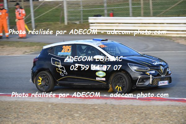 http://v2.adecom-photo.com/images//1.RALLYCROSS/2023/20_RALLYCROSS_LOHEAC_2023/CLIO/HAMONOU_Quentin/53A_1473.JPG