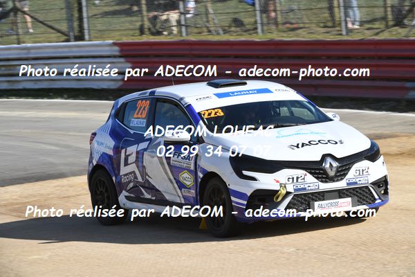 http://v2.adecom-photo.com/images//1.RALLYCROSS/2023/20_RALLYCROSS_LOHEAC_2023/CLIO/LAUNAY_Marceau/53A_2784.JPG