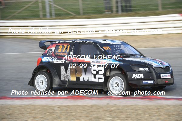 http://v2.adecom-photo.com/images//1.RALLYCROSS/2023/20_RALLYCROSS_LOHEAC_2023/DIVISION_3/DURAND_David/53A_2115.JPG