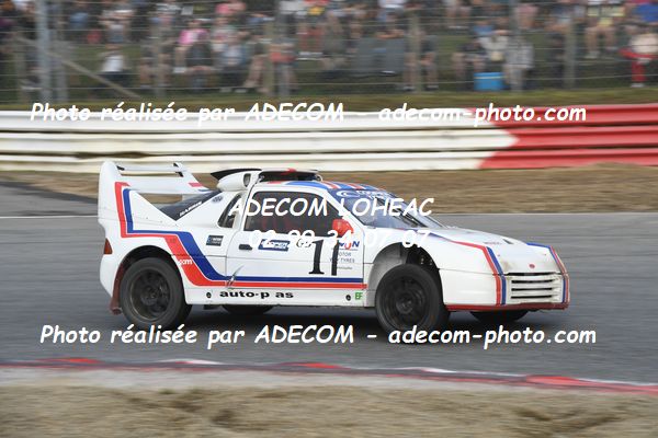 http://v2.adecom-photo.com/images//1.RALLYCROSS/2023/20_RALLYCROSS_LOHEAC_2023/LEGENDES/HARRIS_Steve/53A_4871.JPG