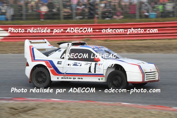 http://v2.adecom-photo.com/images//1.RALLYCROSS/2023/20_RALLYCROSS_LOHEAC_2023/LEGENDES/HARRIS_Steve/53A_4873.JPG