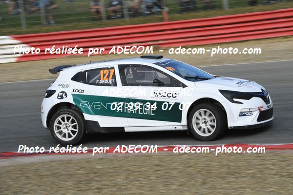 http://v2.adecom-photo.com/images//1.RALLYCROSS/2023/20_RALLYCROSS_LOHEAC_2023/SUPER_1600/DROUET_Fabien/53A_2326.JPG