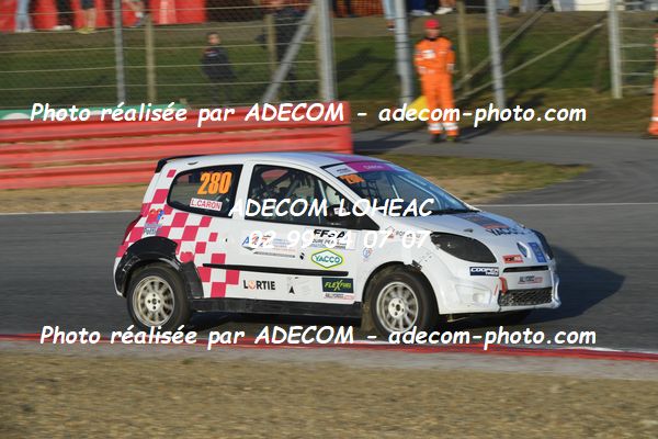 http://v2.adecom-photo.com/images//1.RALLYCROSS/2023/20_RALLYCROSS_LOHEAC_2023/TWINGO/CARON_Lena/53A_1451.JPG