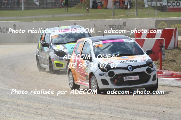 http://v2.adecom-photo.com/images//1.RALLYCROSS/2023/20_RALLYCROSS_LOHEAC_2023/TWINGO/CAVADINI_Ilona/53A_3467.JPG
