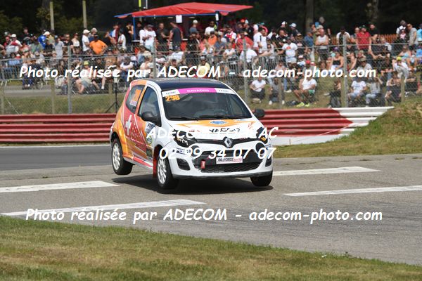 http://v2.adecom-photo.com/images//1.RALLYCROSS/2023/20_RALLYCROSS_LOHEAC_2023/TWINGO/CAVADINI_Ilona/53A_3470.JPG