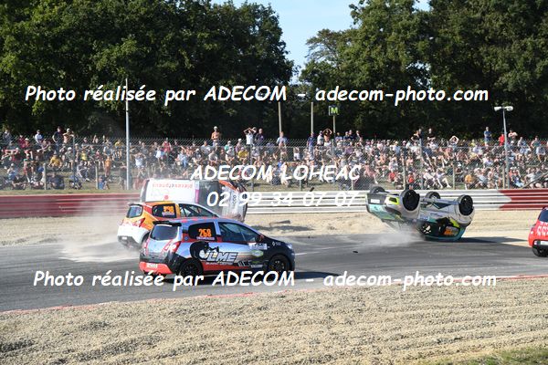http://v2.adecom-photo.com/images//1.RALLYCROSS/2023/20_RALLYCROSS_LOHEAC_2023/TWINGO/CAVADINI_Ilona/53A_6317.JPG