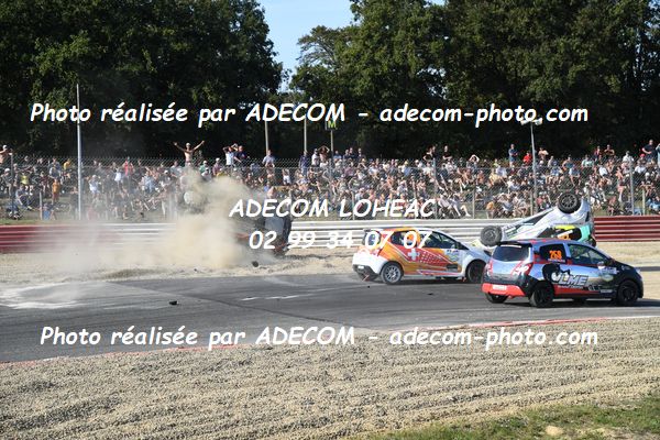 http://v2.adecom-photo.com/images//1.RALLYCROSS/2023/20_RALLYCROSS_LOHEAC_2023/TWINGO/CAVADINI_Ilona/53A_6324.JPG