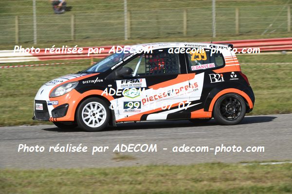 http://v2.adecom-photo.com/images//1.RALLYCROSS/2023/20_RALLYCROSS_LOHEAC_2023/TWINGO/DANVEAU_Chloe/53A_2649.JPG