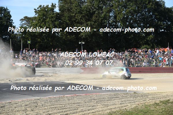 http://v2.adecom-photo.com/images//1.RALLYCROSS/2023/20_RALLYCROSS_LOHEAC_2023/TWINGO/DANVEAU_Chloe/53A_6343.JPG