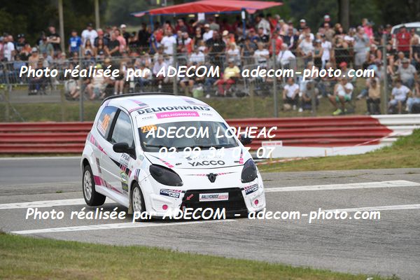 http://v2.adecom-photo.com/images//1.RALLYCROSS/2023/20_RALLYCROSS_LOHEAC_2023/TWINGO/DELHOMMAIS_Carla/53A_3574.JPG