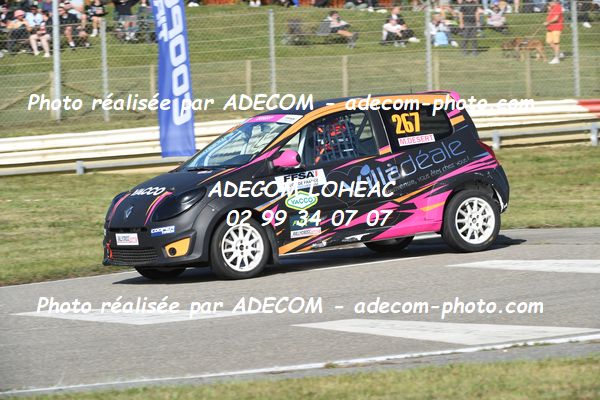 http://v2.adecom-photo.com/images//1.RALLYCROSS/2023/20_RALLYCROSS_LOHEAC_2023/TWINGO/DESERT_Marie/53A_2639.JPG