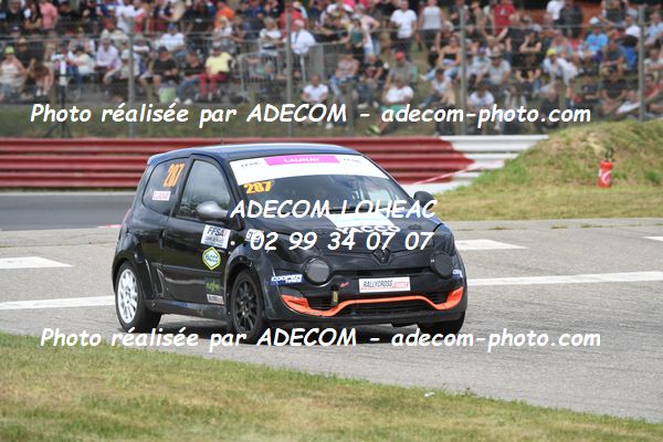 http://v2.adecom-photo.com/images//1.RALLYCROSS/2023/20_RALLYCROSS_LOHEAC_2023/TWINGO/LAUNAY_Chanel/53A_3552.JPG