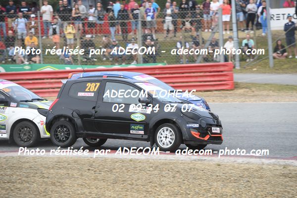 http://v2.adecom-photo.com/images//1.RALLYCROSS/2023/20_RALLYCROSS_LOHEAC_2023/TWINGO/LAUNAY_Chanel/53A_4798.JPG