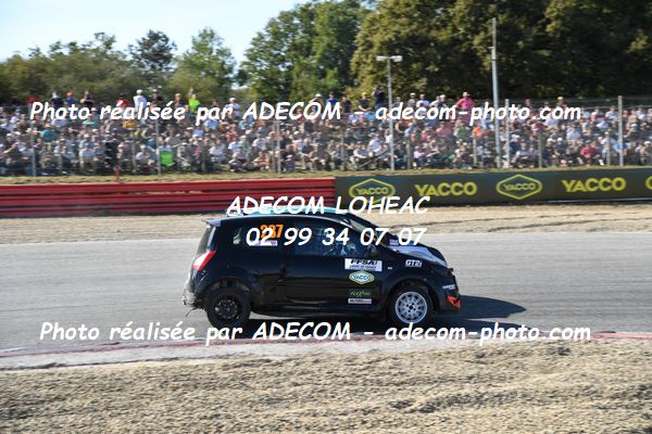 http://v2.adecom-photo.com/images//1.RALLYCROSS/2023/20_RALLYCROSS_LOHEAC_2023/TWINGO/LAUNAY_Chanel/53A_6282.JPG