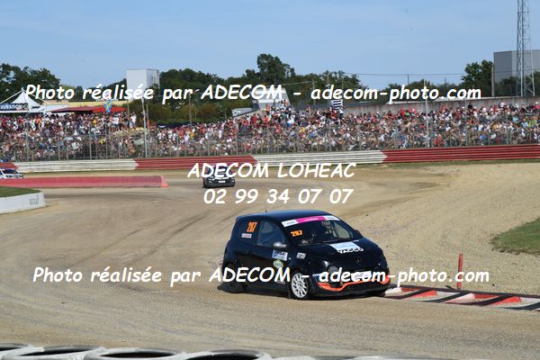 http://v2.adecom-photo.com/images//1.RALLYCROSS/2023/20_RALLYCROSS_LOHEAC_2023/TWINGO/LAUNAY_Chanel/53A_6380.JPG