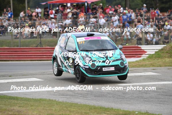 http://v2.adecom-photo.com/images//1.RALLYCROSS/2023/20_RALLYCROSS_LOHEAC_2023/TWINGO/OLIVIER_Laurine/53A_3534.JPG