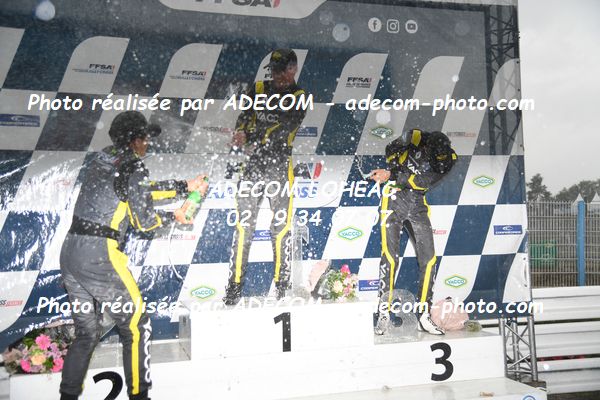 http://v2.adecom-photo.com/images//1.RALLYCROSS/2023/22_RALLYCROSS_MAYENNE_2023/AMBIANCE_DIVERS/59A_5681.JPG