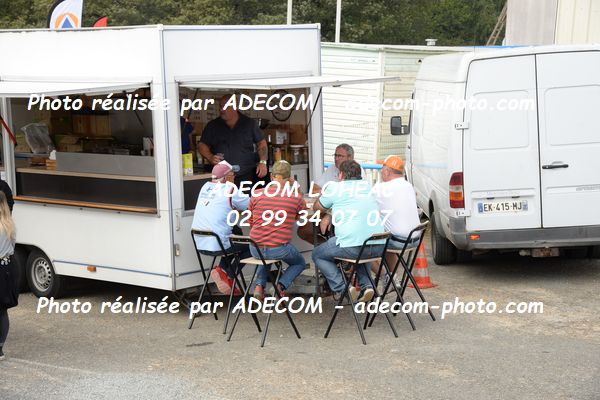 http://v2.adecom-photo.com/images//1.RALLYCROSS/2023/22_RALLYCROSS_MAYENNE_2023/AMBIANCE_DIVERS/59E_0746.JPG