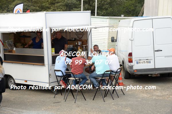 http://v2.adecom-photo.com/images//1.RALLYCROSS/2023/22_RALLYCROSS_MAYENNE_2023/AMBIANCE_DIVERS/59E_0747.JPG