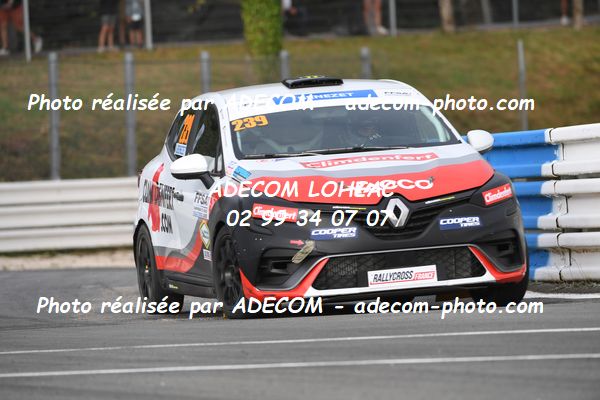 http://v2.adecom-photo.com/images//1.RALLYCROSS/2023/22_RALLYCROSS_MAYENNE_2023/CLIO/BENEZET_Andrea/59A_1448.JPG