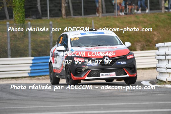 http://v2.adecom-photo.com/images//1.RALLYCROSS/2023/22_RALLYCROSS_MAYENNE_2023/CLIO/BENEZET_Andrea/59A_1471.JPG