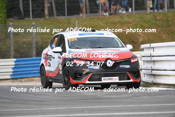 http://v2.adecom-photo.com/images//1.RALLYCROSS/2023/22_RALLYCROSS_MAYENNE_2023/CLIO/BENEZET_Andrea/59A_1472.JPG