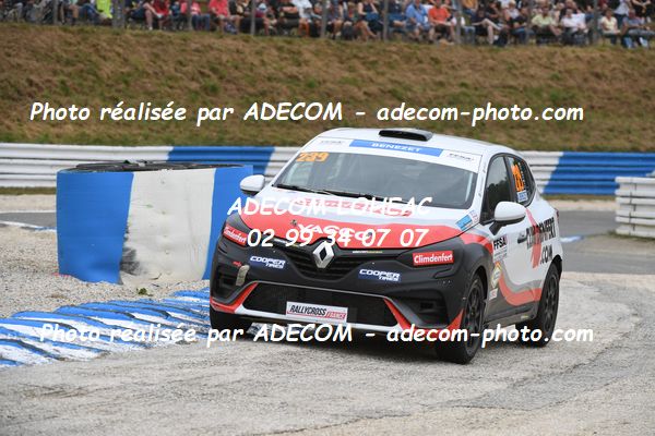 http://v2.adecom-photo.com/images//1.RALLYCROSS/2023/22_RALLYCROSS_MAYENNE_2023/CLIO/BENEZET_Andrea/59A_3129.JPG