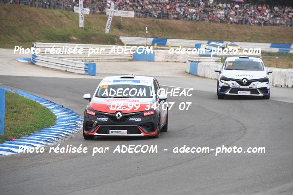 http://v2.adecom-photo.com/images//1.RALLYCROSS/2023/22_RALLYCROSS_MAYENNE_2023/CLIO/BENEZET_Andrea/59A_3896.JPG