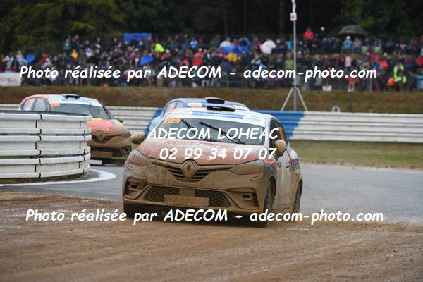 http://v2.adecom-photo.com/images//1.RALLYCROSS/2023/22_RALLYCROSS_MAYENNE_2023/CLIO/BENEZET_Andrea/59A_4294.JPG