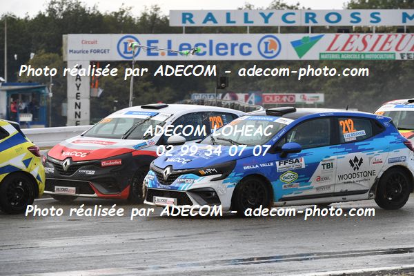 http://v2.adecom-photo.com/images//1.RALLYCROSS/2023/22_RALLYCROSS_MAYENNE_2023/CLIO/BENEZET_Andrea/59A_4907.JPG