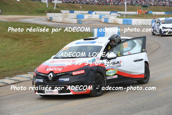 http://v2.adecom-photo.com/images//1.RALLYCROSS/2023/22_RALLYCROSS_MAYENNE_2023/CLIO/BENEZET_Andrea/59A_5527.JPG