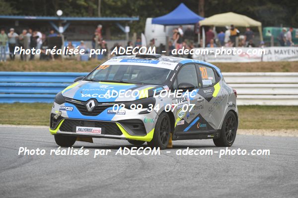 http://v2.adecom-photo.com/images//1.RALLYCROSS/2023/22_RALLYCROSS_MAYENNE_2023/CLIO/GOUESBET_Kelig/59A_2258.JPG