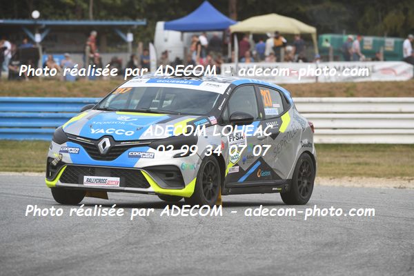 http://v2.adecom-photo.com/images//1.RALLYCROSS/2023/22_RALLYCROSS_MAYENNE_2023/CLIO/GOUESBET_Kelig/59A_2259.JPG