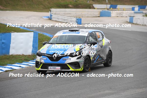 http://v2.adecom-photo.com/images//1.RALLYCROSS/2023/22_RALLYCROSS_MAYENNE_2023/CLIO/GOUESBET_Kelig/59A_3889.JPG