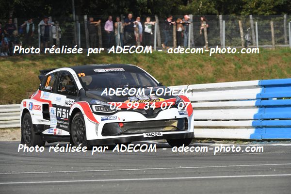 http://v2.adecom-photo.com/images//1.RALLYCROSS/2023/22_RALLYCROSS_MAYENNE_2023/SUPERCAR/LAMBEC_Pascal/59A_1726.JPG