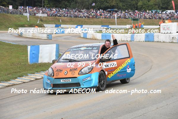 http://v2.adecom-photo.com/images//1.RALLYCROSS/2023/22_RALLYCROSS_MAYENNE_2023/SUPER_1600/EOUZAN_Nicolas/59A_5565.JPG