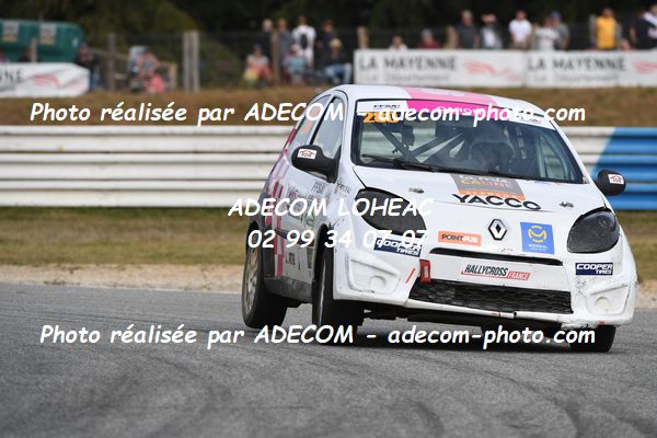 http://v2.adecom-photo.com/images//1.RALLYCROSS/2023/22_RALLYCROSS_MAYENNE_2023/TWINGO/CARON_Lena/59A_2128.JPG