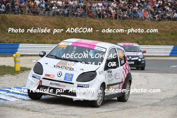 http://v2.adecom-photo.com/images//1.RALLYCROSS/2023/22_RALLYCROSS_MAYENNE_2023/TWINGO/CARON_Lena/59A_3017.JPG