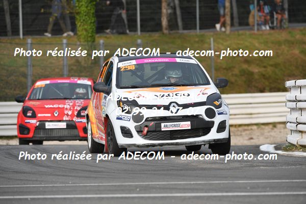 http://v2.adecom-photo.com/images//1.RALLYCROSS/2023/22_RALLYCROSS_MAYENNE_2023/TWINGO/CAVADINI_Ilona/59A_1416.JPG