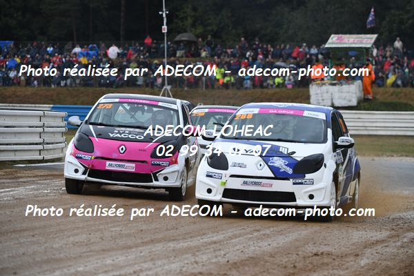 http://v2.adecom-photo.com/images//1.RALLYCROSS/2023/22_RALLYCROSS_MAYENNE_2023/TWINGO/CAVADINI_Ilona/59A_4247.JPG