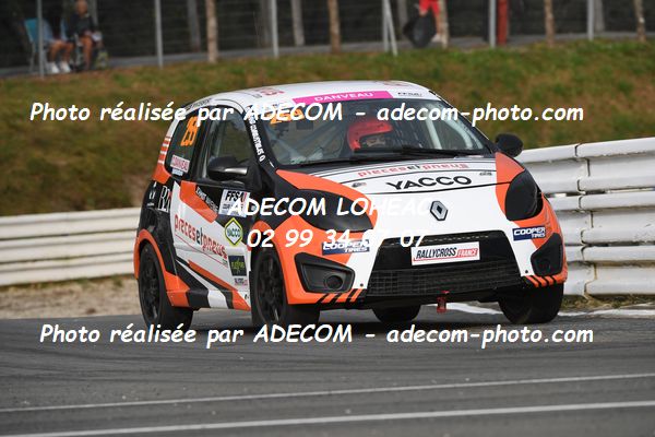 http://v2.adecom-photo.com/images//1.RALLYCROSS/2023/22_RALLYCROSS_MAYENNE_2023/TWINGO/DANVEAU_Chloe/59A_1298.JPG