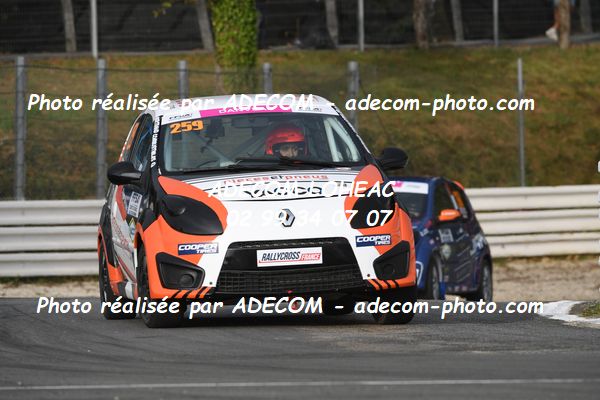 http://v2.adecom-photo.com/images//1.RALLYCROSS/2023/22_RALLYCROSS_MAYENNE_2023/TWINGO/DANVEAU_Chloe/59A_1319.JPG