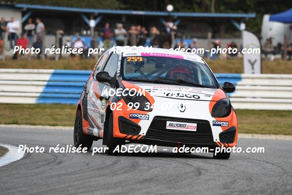 http://v2.adecom-photo.com/images//1.RALLYCROSS/2023/22_RALLYCROSS_MAYENNE_2023/TWINGO/DANVEAU_Chloe/59A_2088.JPG