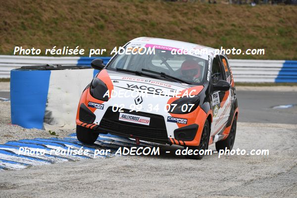 http://v2.adecom-photo.com/images//1.RALLYCROSS/2023/22_RALLYCROSS_MAYENNE_2023/TWINGO/DANVEAU_Chloe/59A_2931.JPG