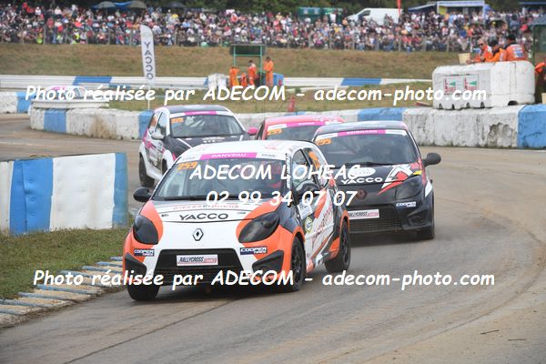 http://v2.adecom-photo.com/images//1.RALLYCROSS/2023/22_RALLYCROSS_MAYENNE_2023/TWINGO/DANVEAU_Chloe/59A_5203.JPG