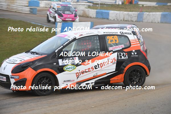 http://v2.adecom-photo.com/images//1.RALLYCROSS/2023/22_RALLYCROSS_MAYENNE_2023/TWINGO/DANVEAU_Chloe/59A_5218.JPG